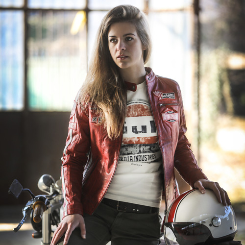 immagine abbigliamento mustang